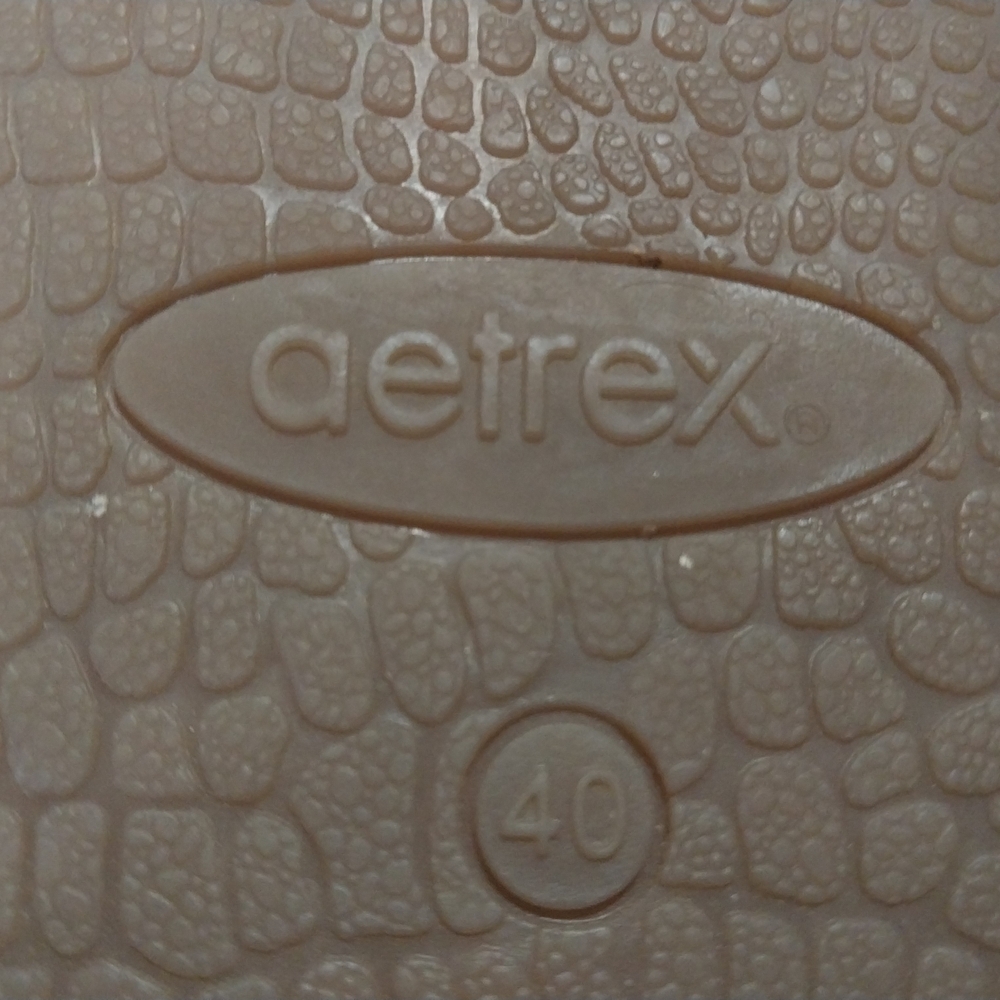 Aetrex Taupe Sandals with Metallic Details - Picture 8 of 10